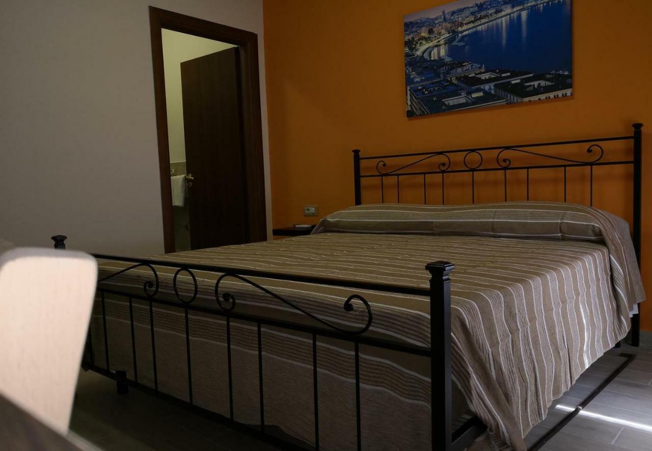 Fenesta Vascia Bed and Breakfast Napoli Esterno foto